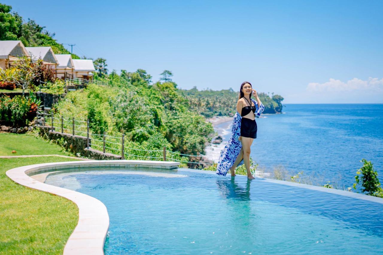 Luxury tent Bali Cliff Glamping Seraya
