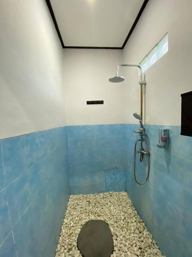 Homestay Padang-padang Sari *