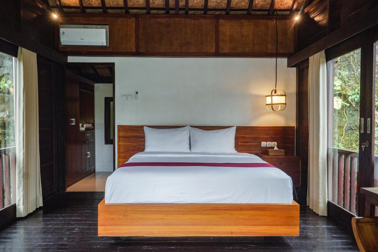 Lodge Amanuba Ersadeva *