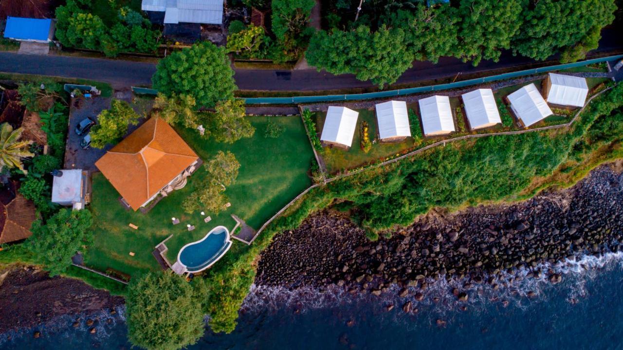 Bali Cliff Glamping Luxury tent Seraya