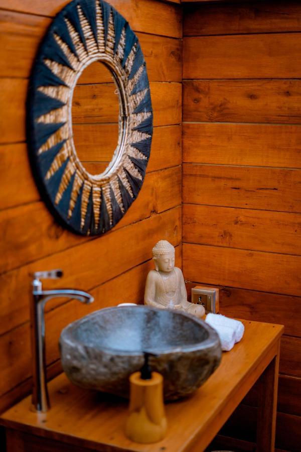 Luxury tent Bali Cliff Glamping *