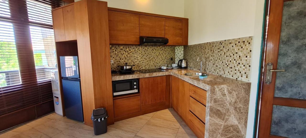 Seaview Hotel