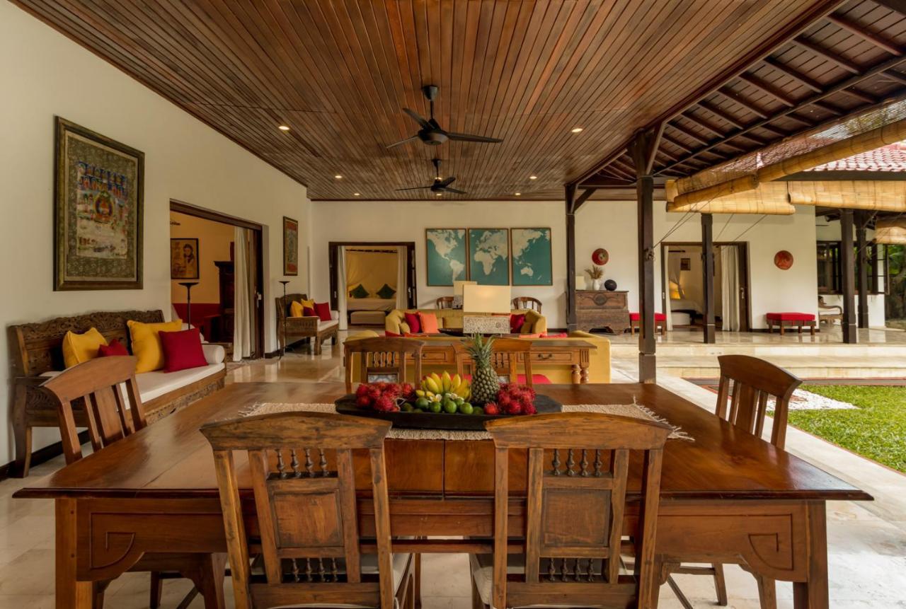 Eight Villa