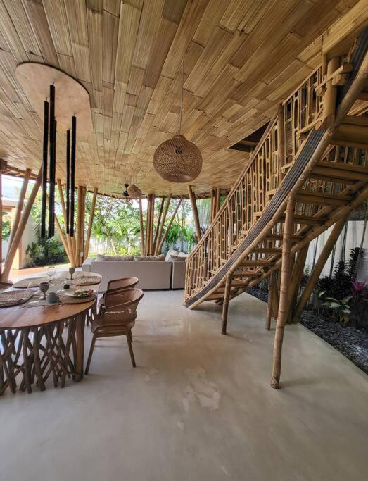 Tropical Bali Bamboo - 7 Minutes From Canggu *