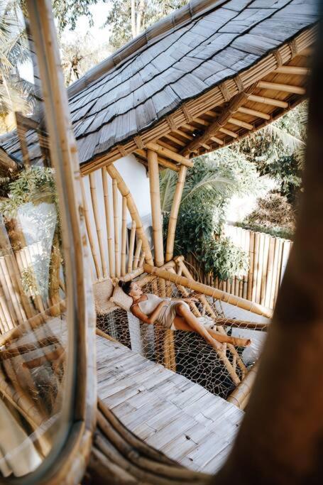 Tropical Bali Bamboo - 7 Minutes From Canggu Villa *