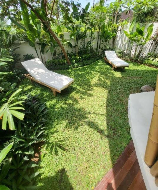 Tropical Bali Bamboo - 7 Minutes From Canggu Villa *