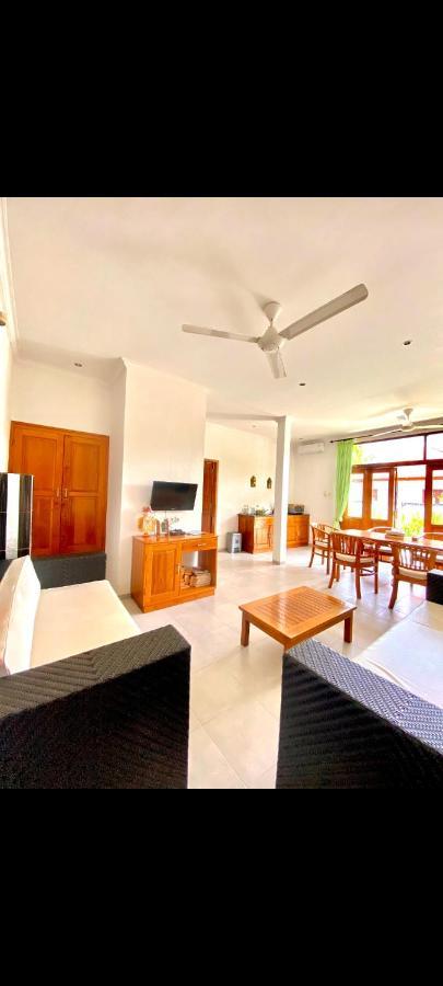 Seruni Lovina (Bali)