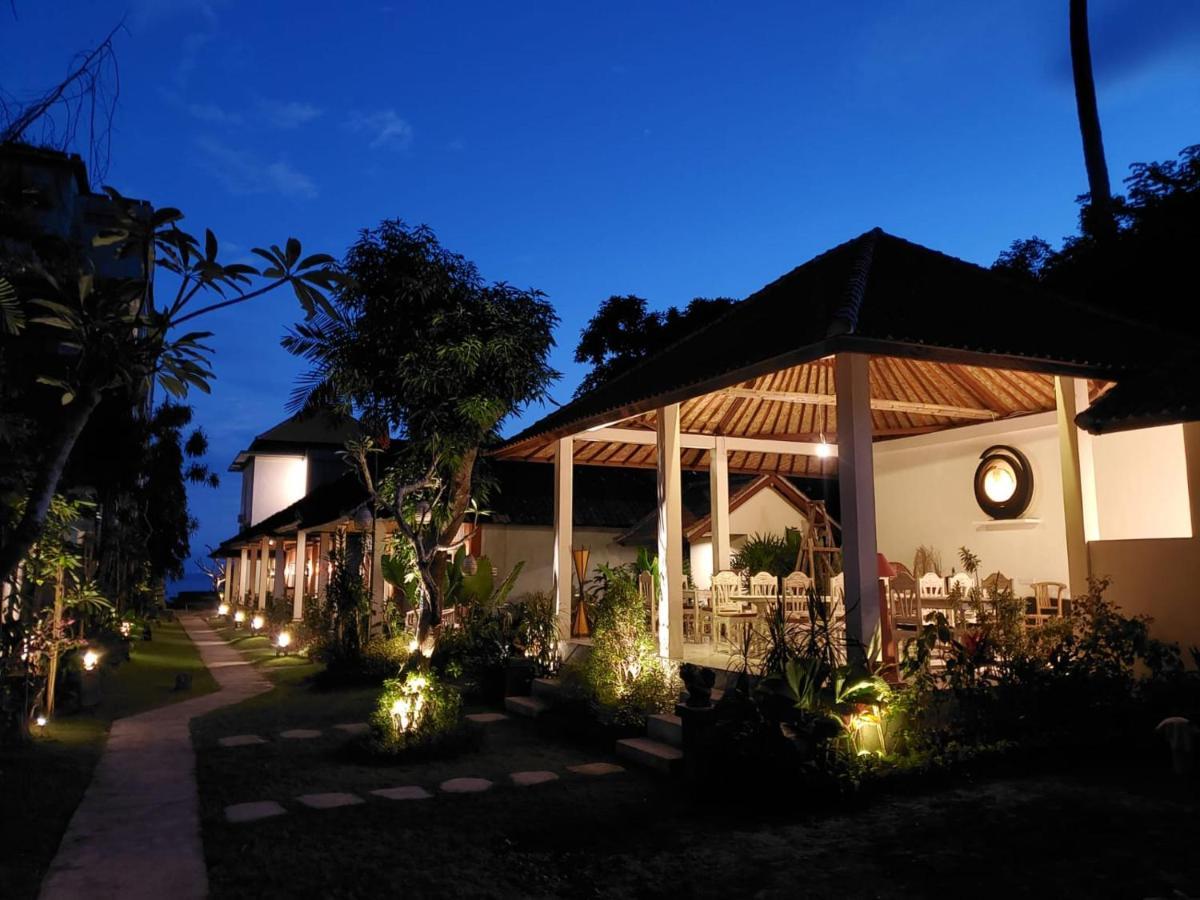 Utama Front * Candi Dasa (Bali)