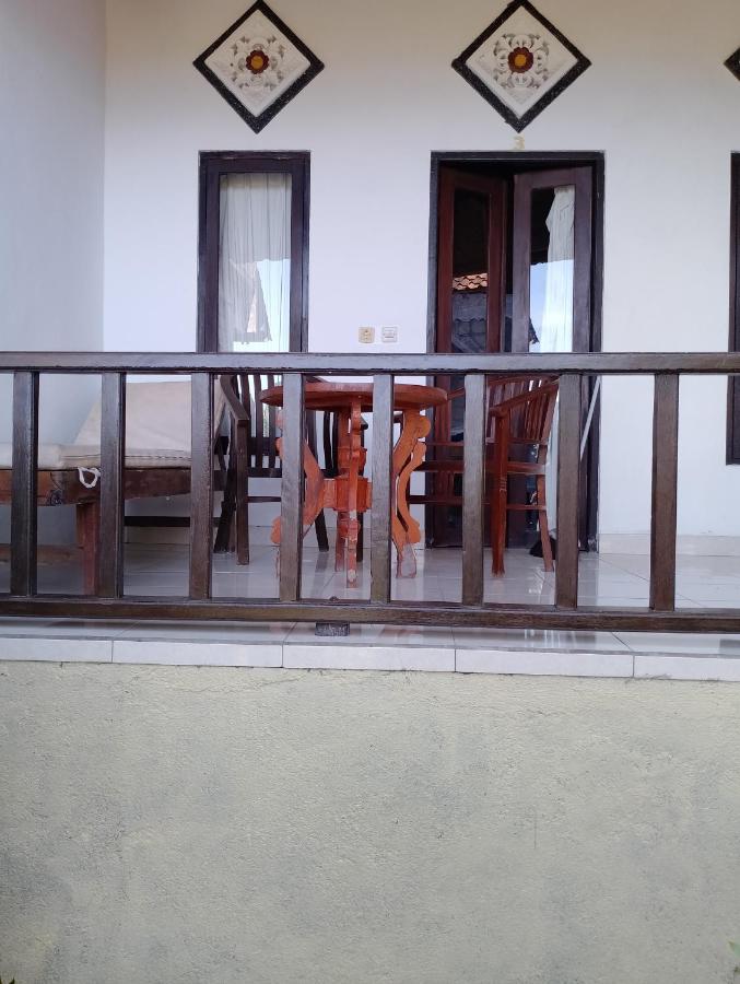 Titi Sedana Homestay *