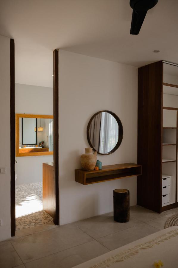 The Bed By The Sea 3*