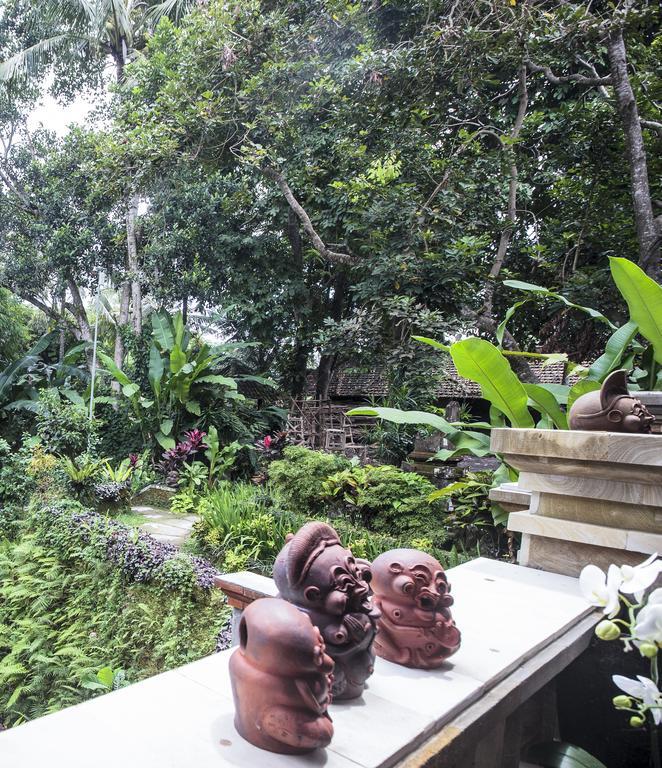Murni's & Hotel 4*