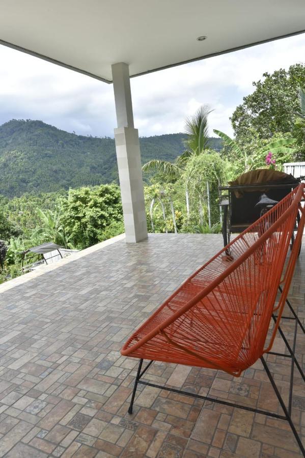 Chalet Ling & Louie's Mountain *