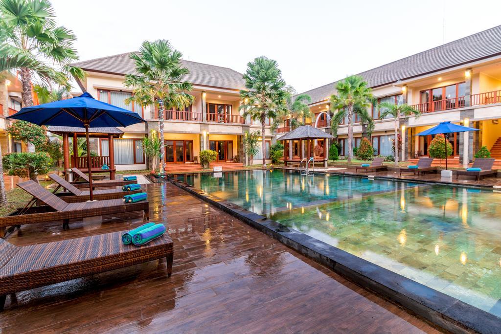 Vidi Boutique 3*