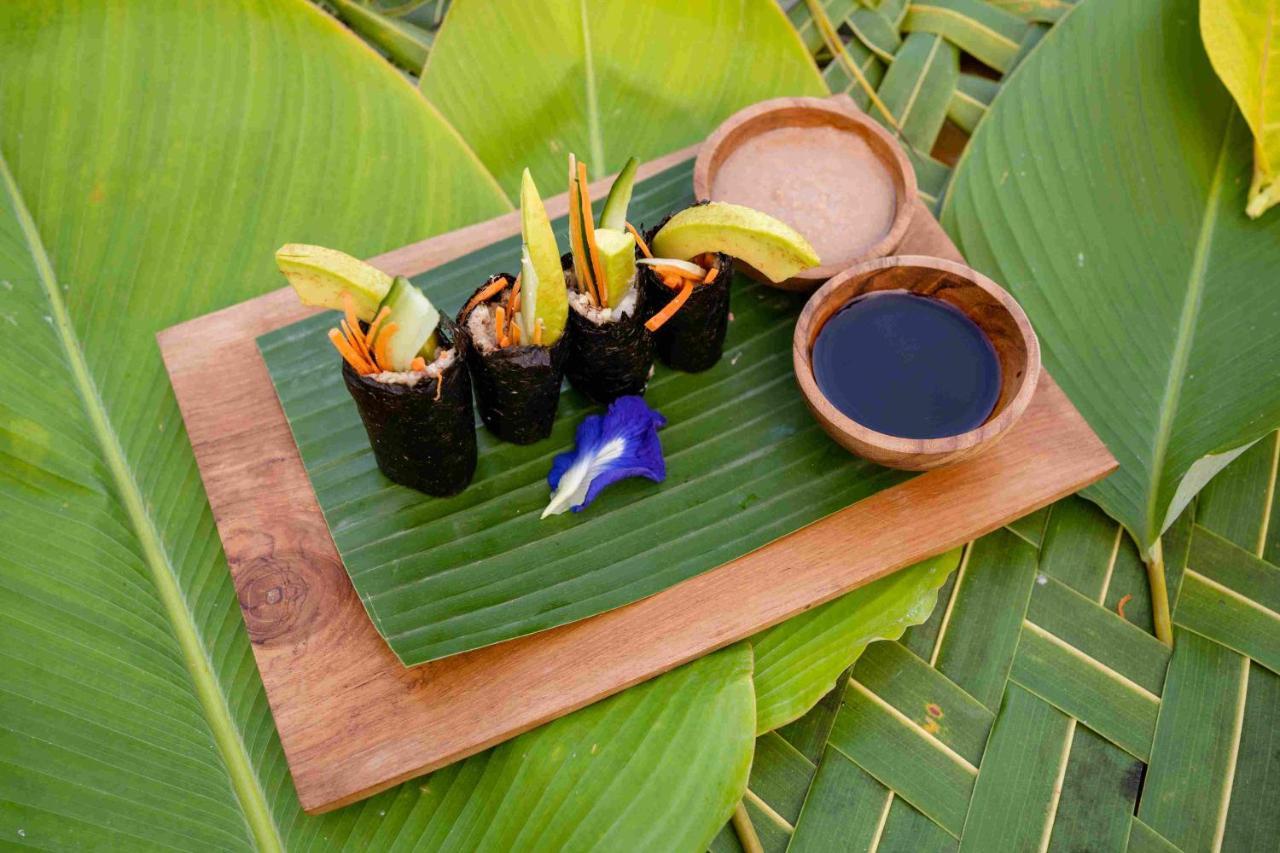 Amanuba Ersadeva * Pulukan