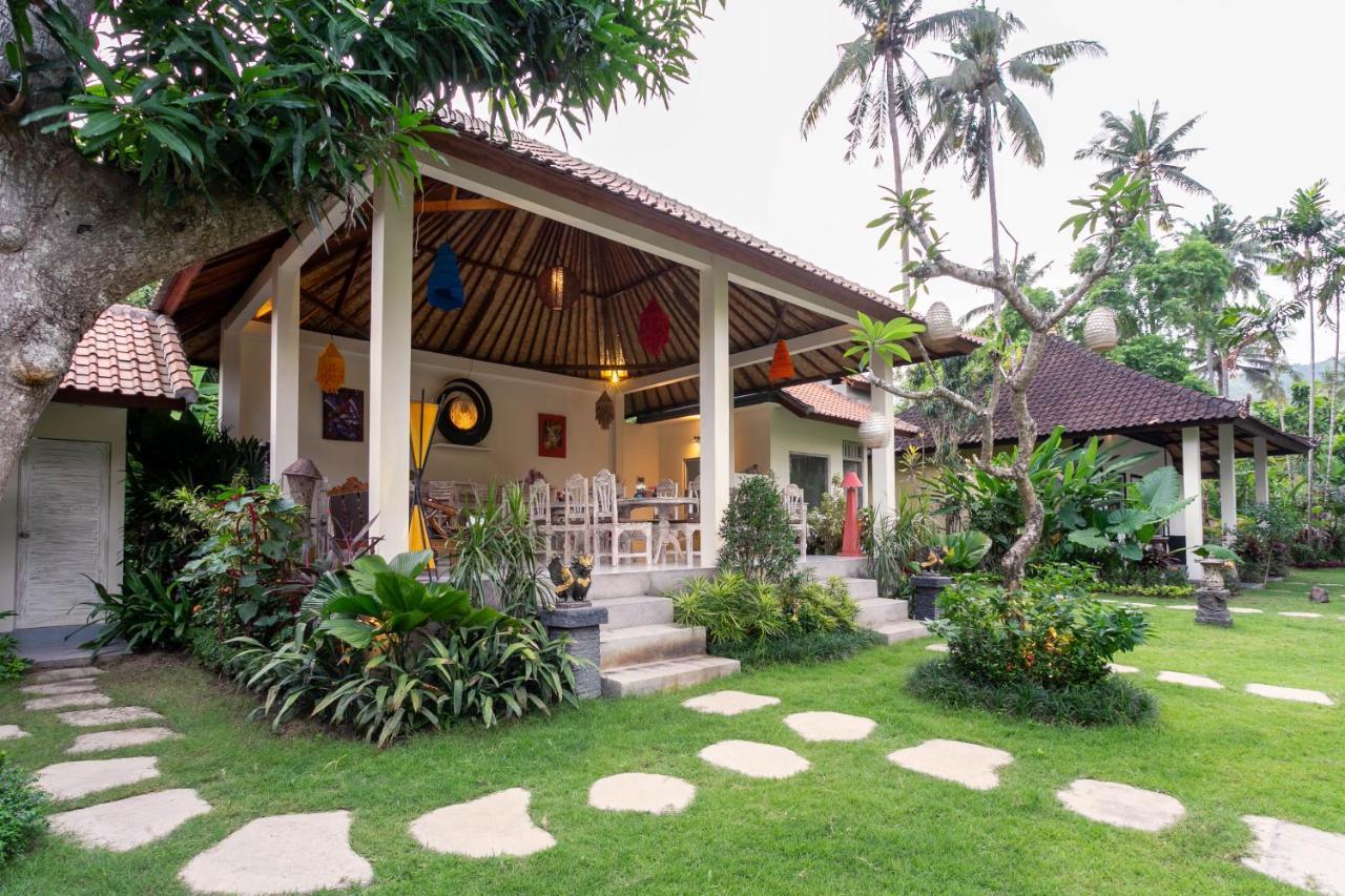 Guest house Utama Front Candi Dasa (Bali)