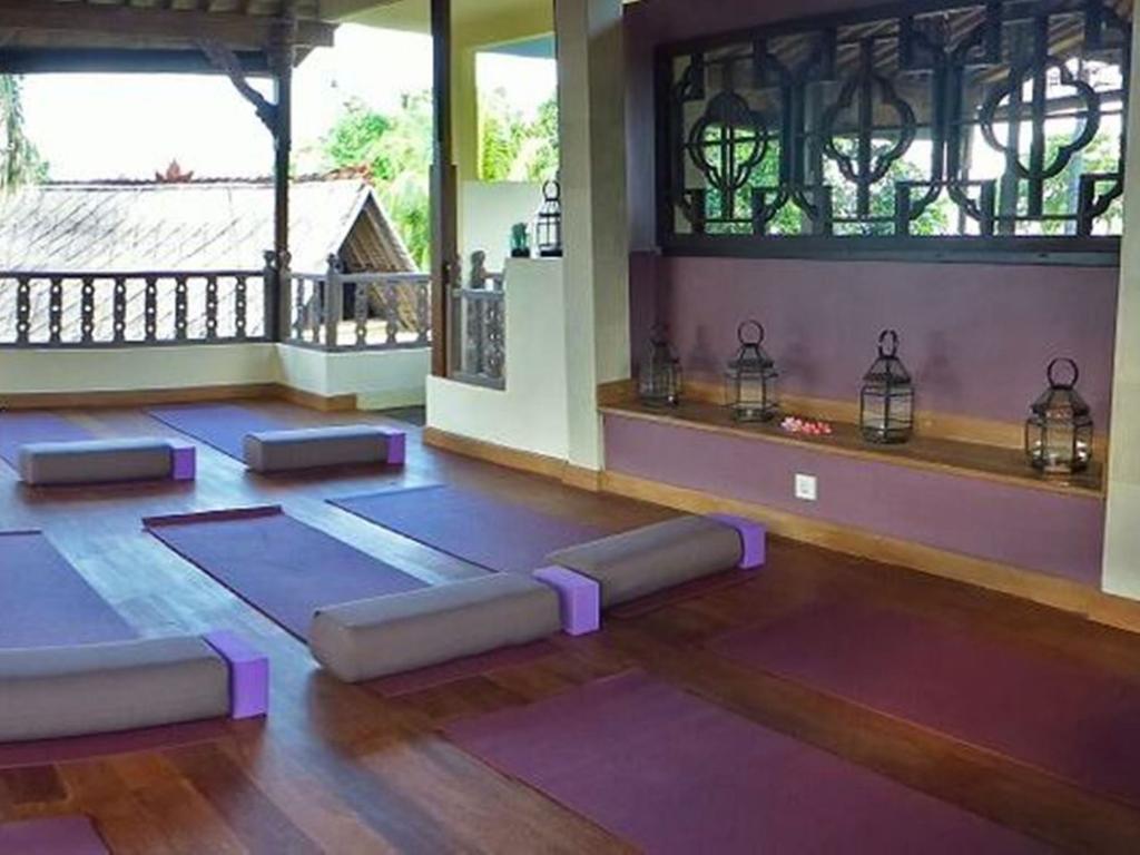 Life In Guest house