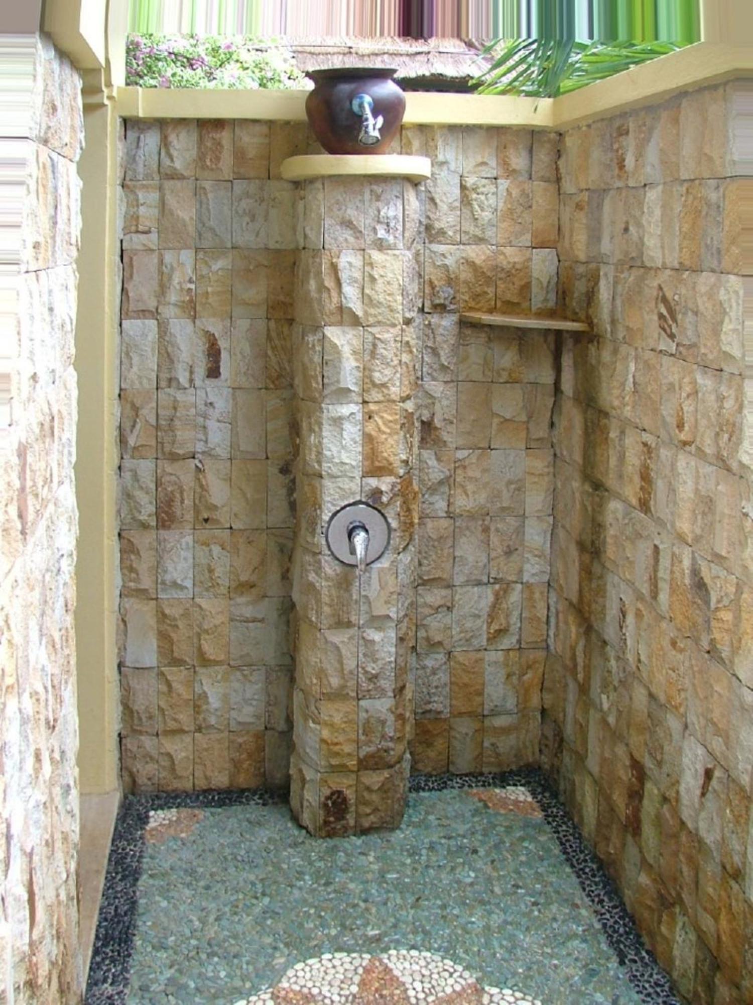 Life In Guest house