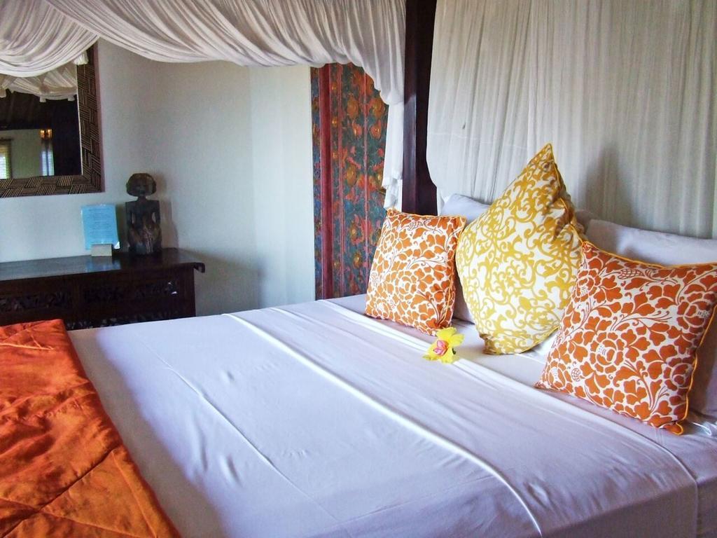 Life In Guest house