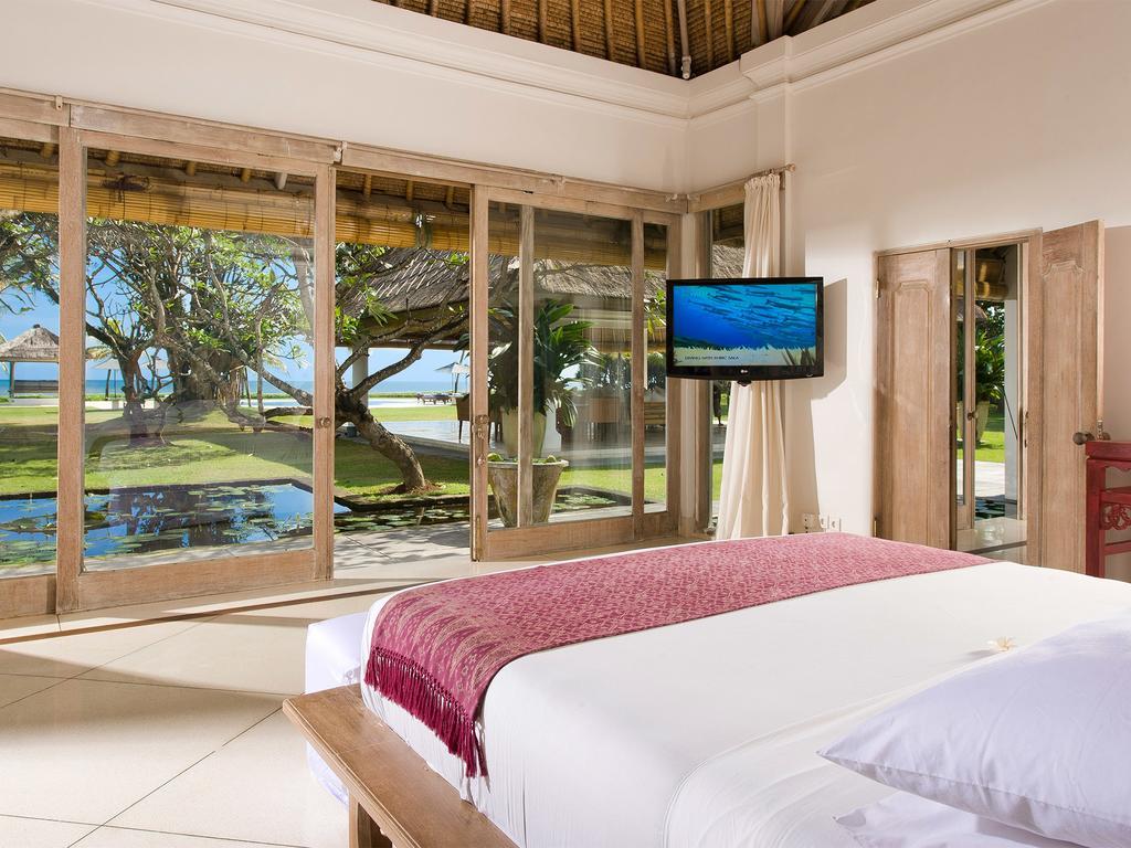 Atas Ombak Seminyak (Bali)