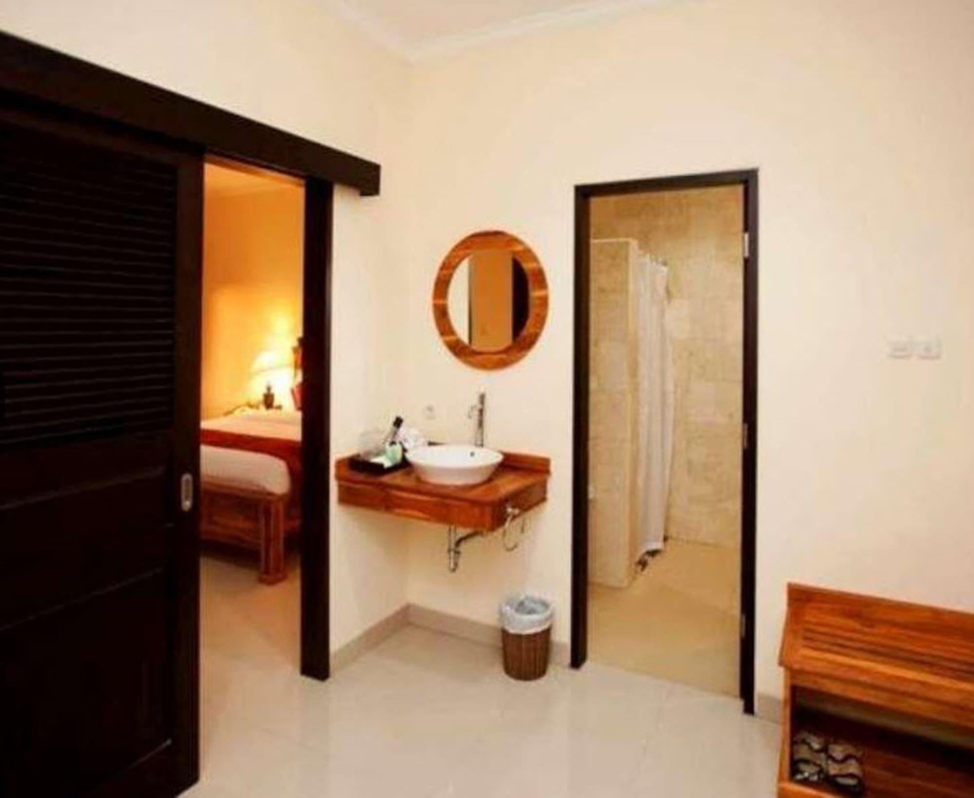 Hotel Swastika 3*