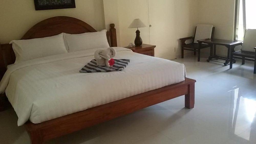 Swastika Hotel 3*