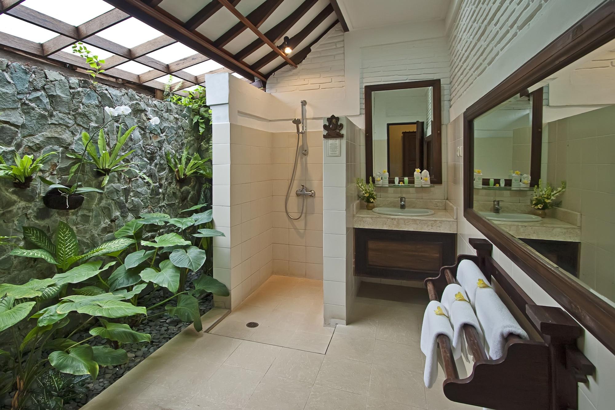 Hotel Alam Sari Keliki & 3*