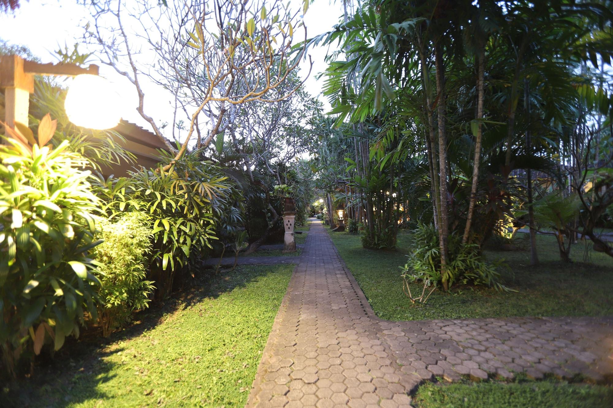 Bumi Ayu 3* Sanur (Bali)