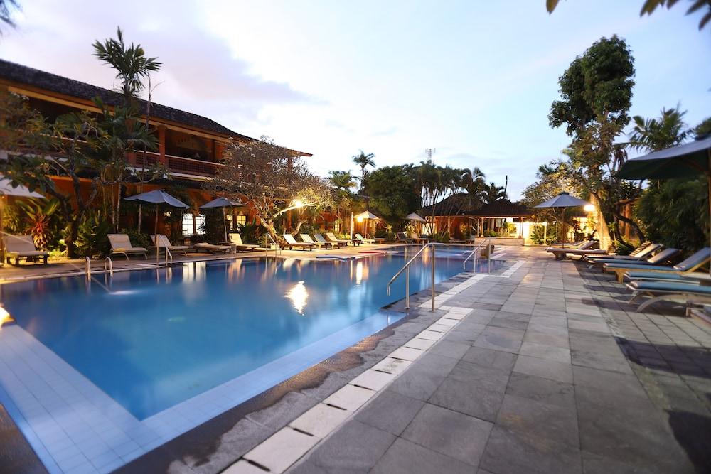 Bumi Ayu Hotel