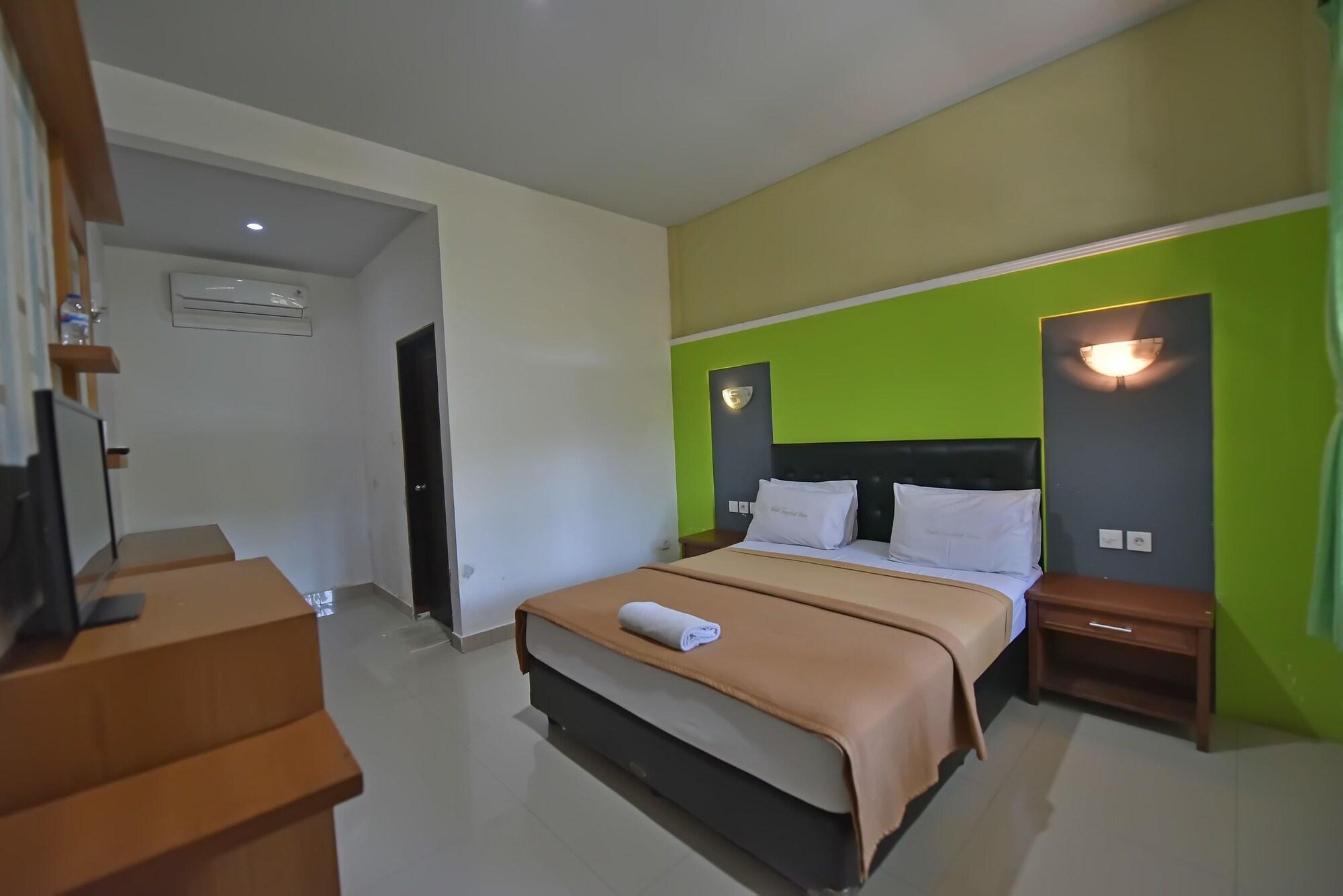 Sandat Kuta 3*