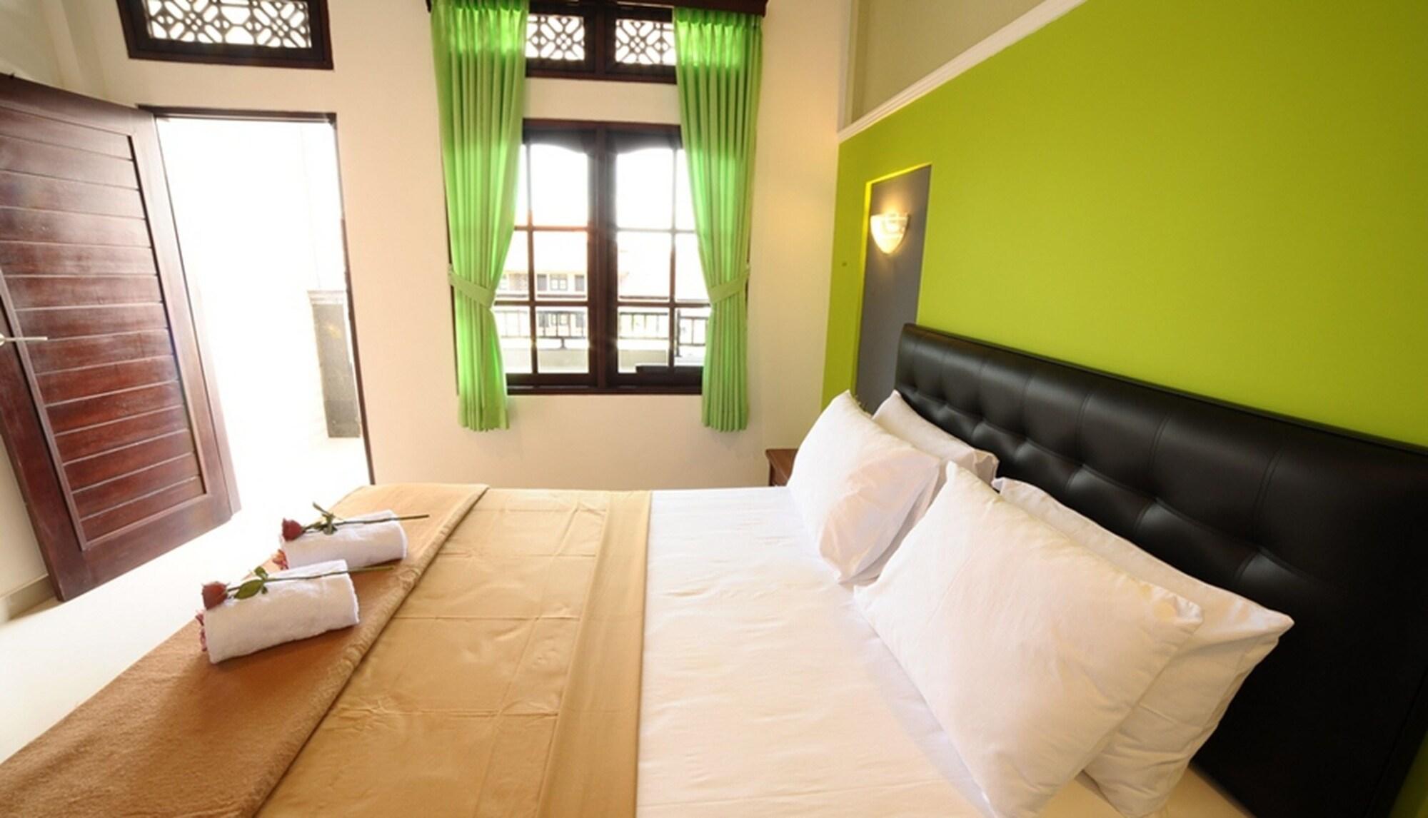 Sandat Kuta Hotel 3*