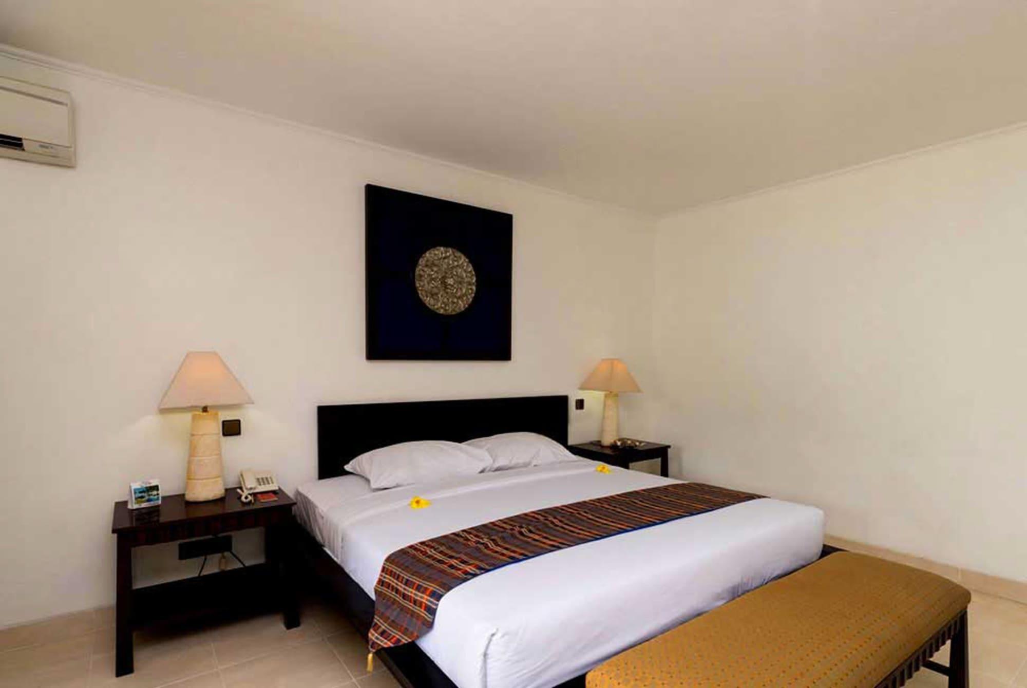 Legong Keraton Hotel 3*