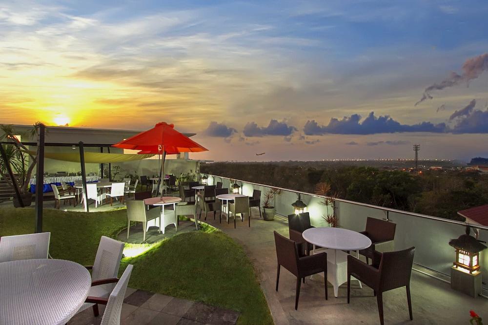 Parkside Denbukit & Hotel