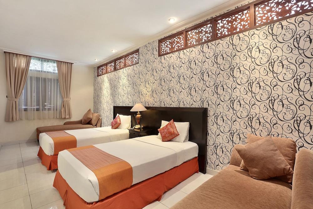 Hotel The Batu Belig & Seminyak (Bali)