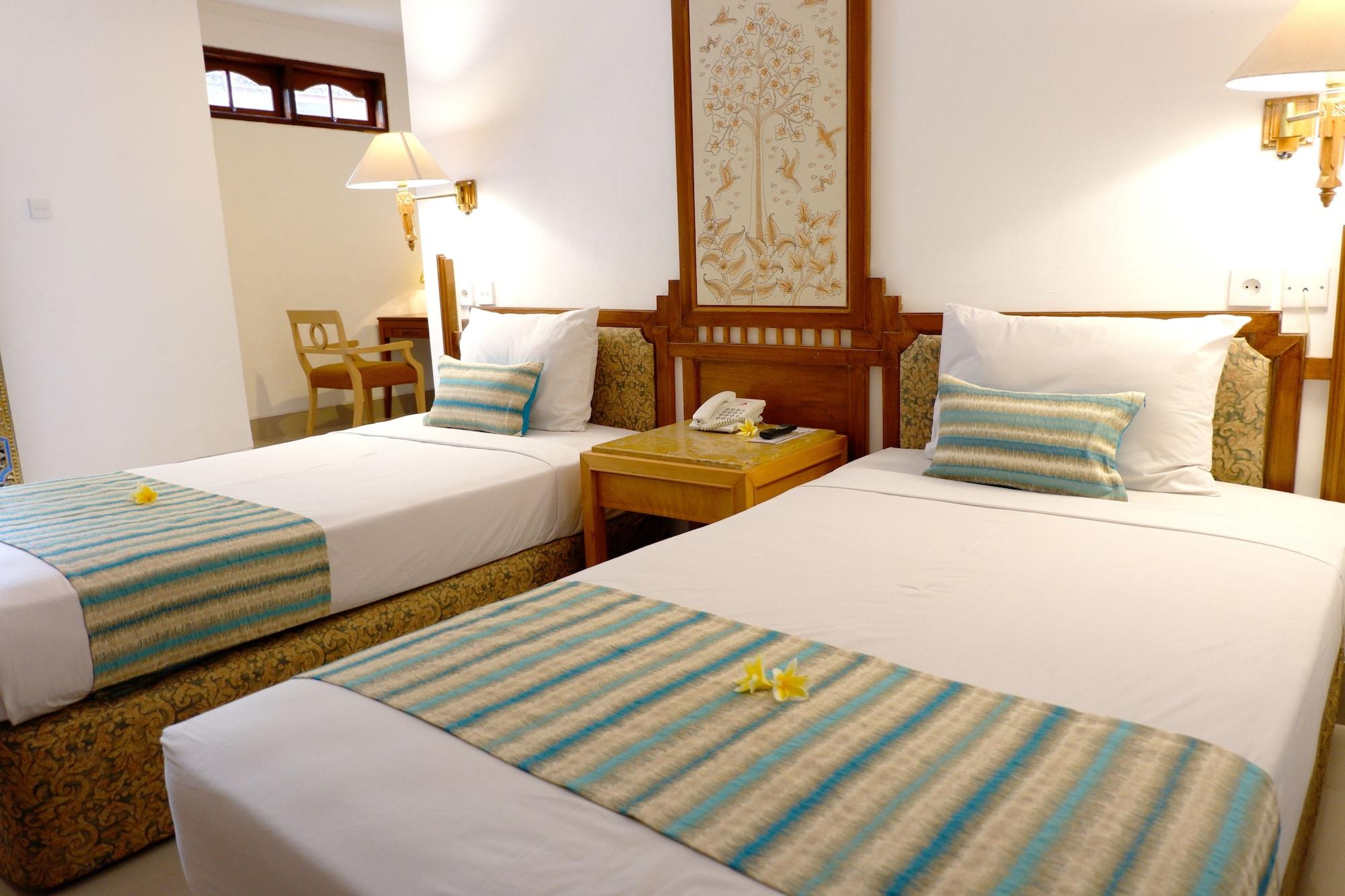 Paradiso Hotel 3*