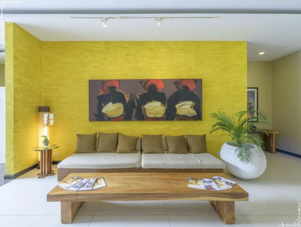 Hotel Dekuta 3*