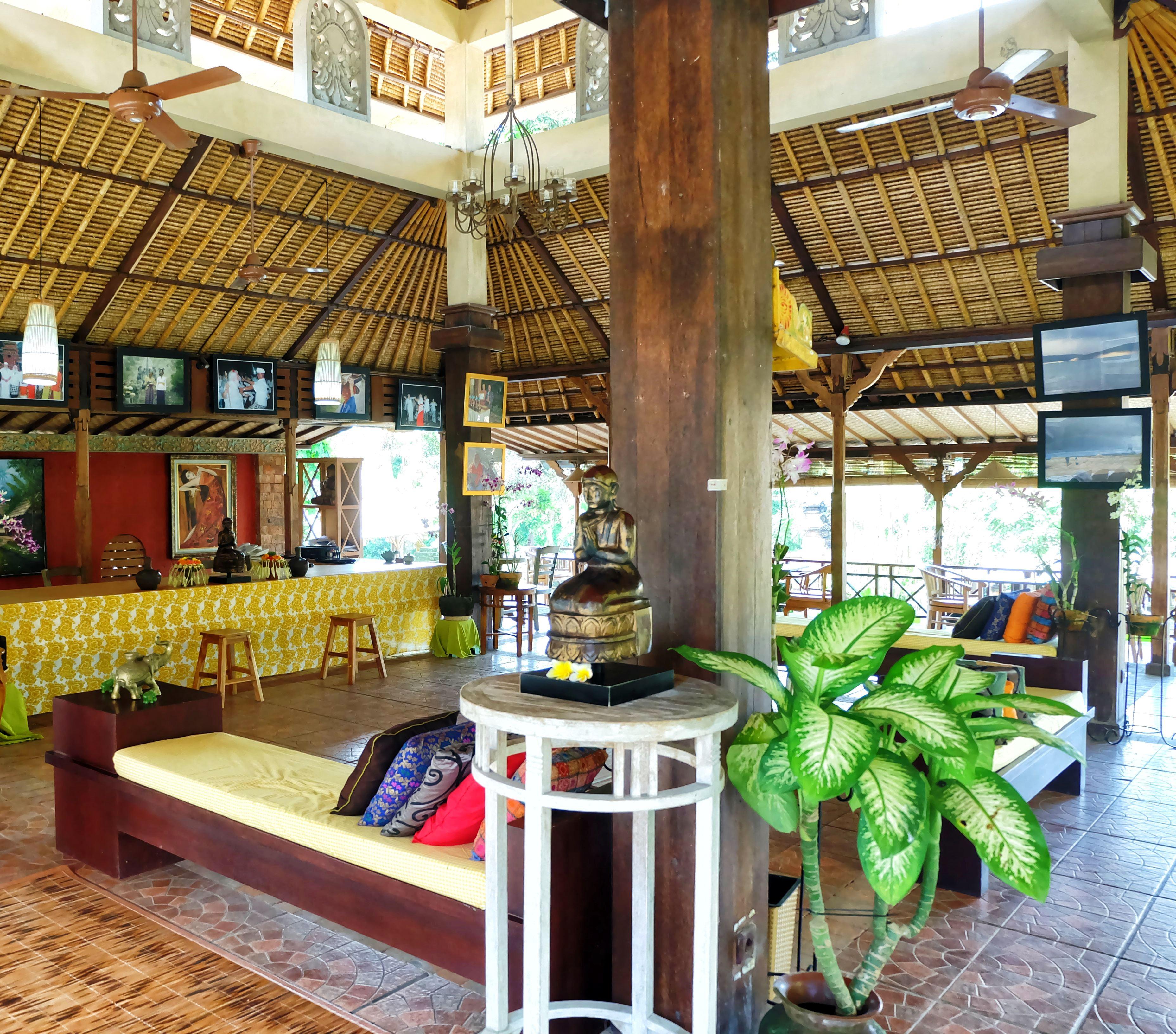 Resor Puri Taman Sari 3*