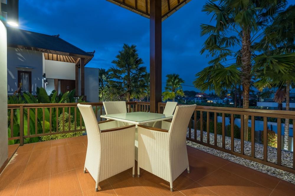 Sotis Villa