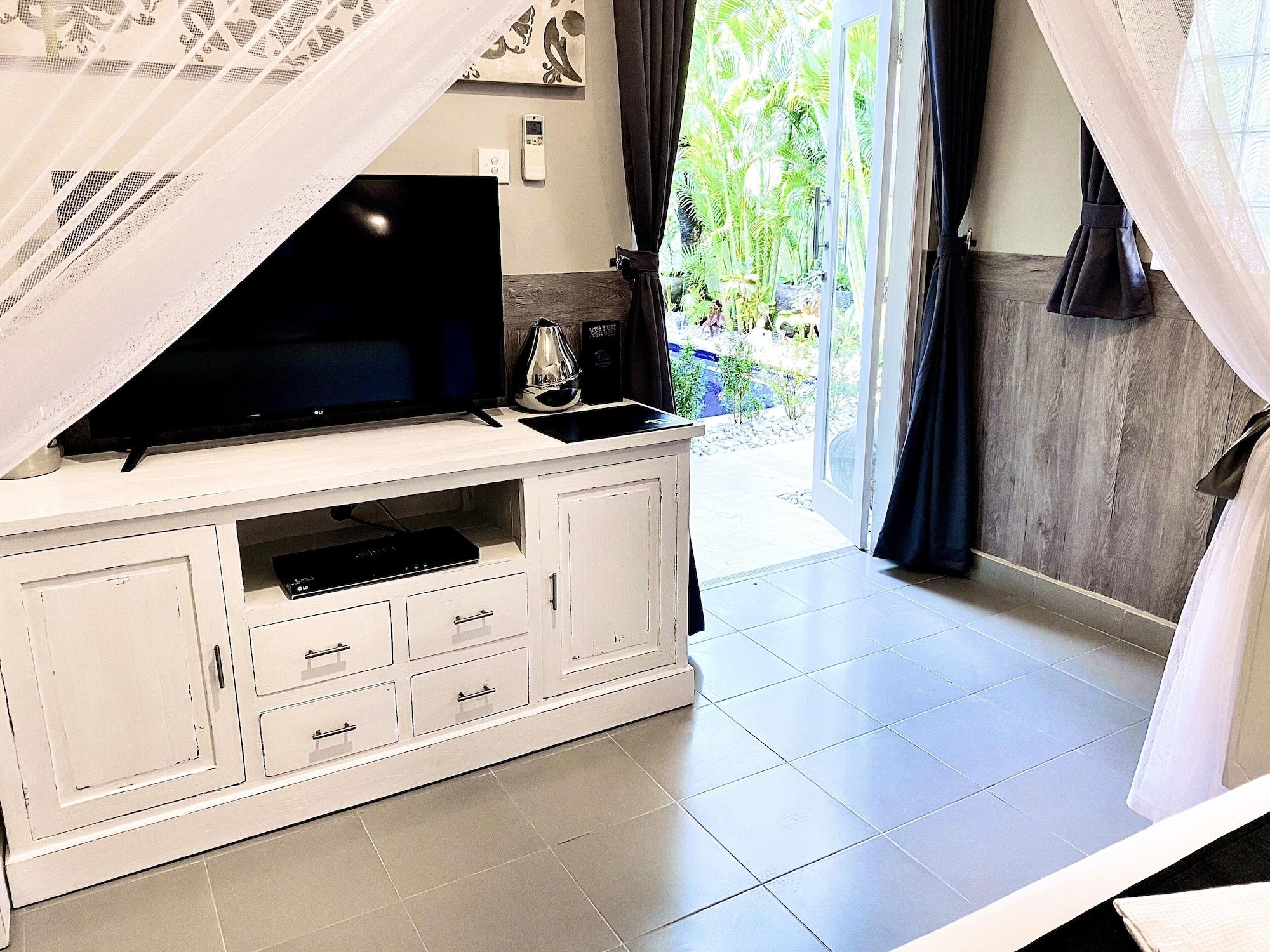 Frangipani Villa Seminyak *