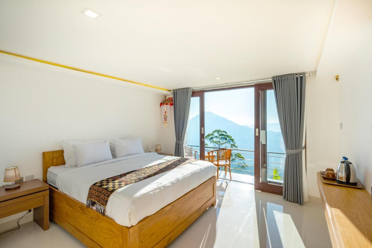 Tegal Sari Hotel 3*