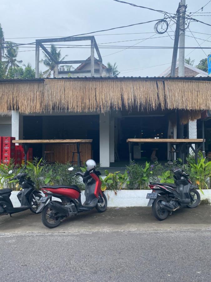 Paca's Reggae Bar & Ambat