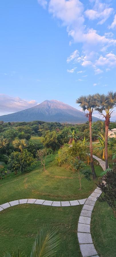 Resort Palm Springs Bali Dive