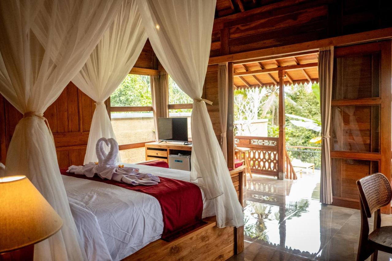 Villa Toya Sutra *