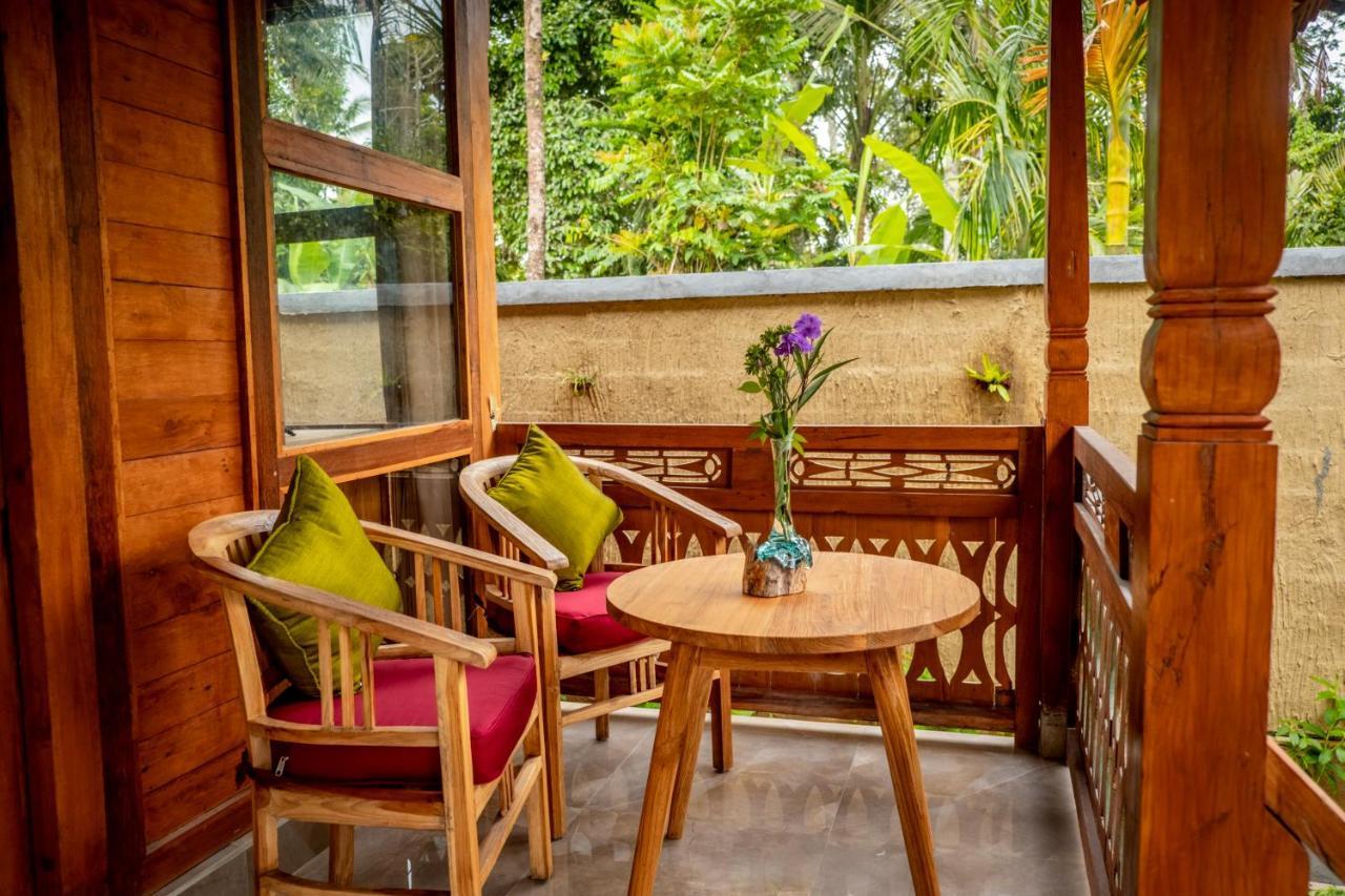 Toya Sutra Villa *