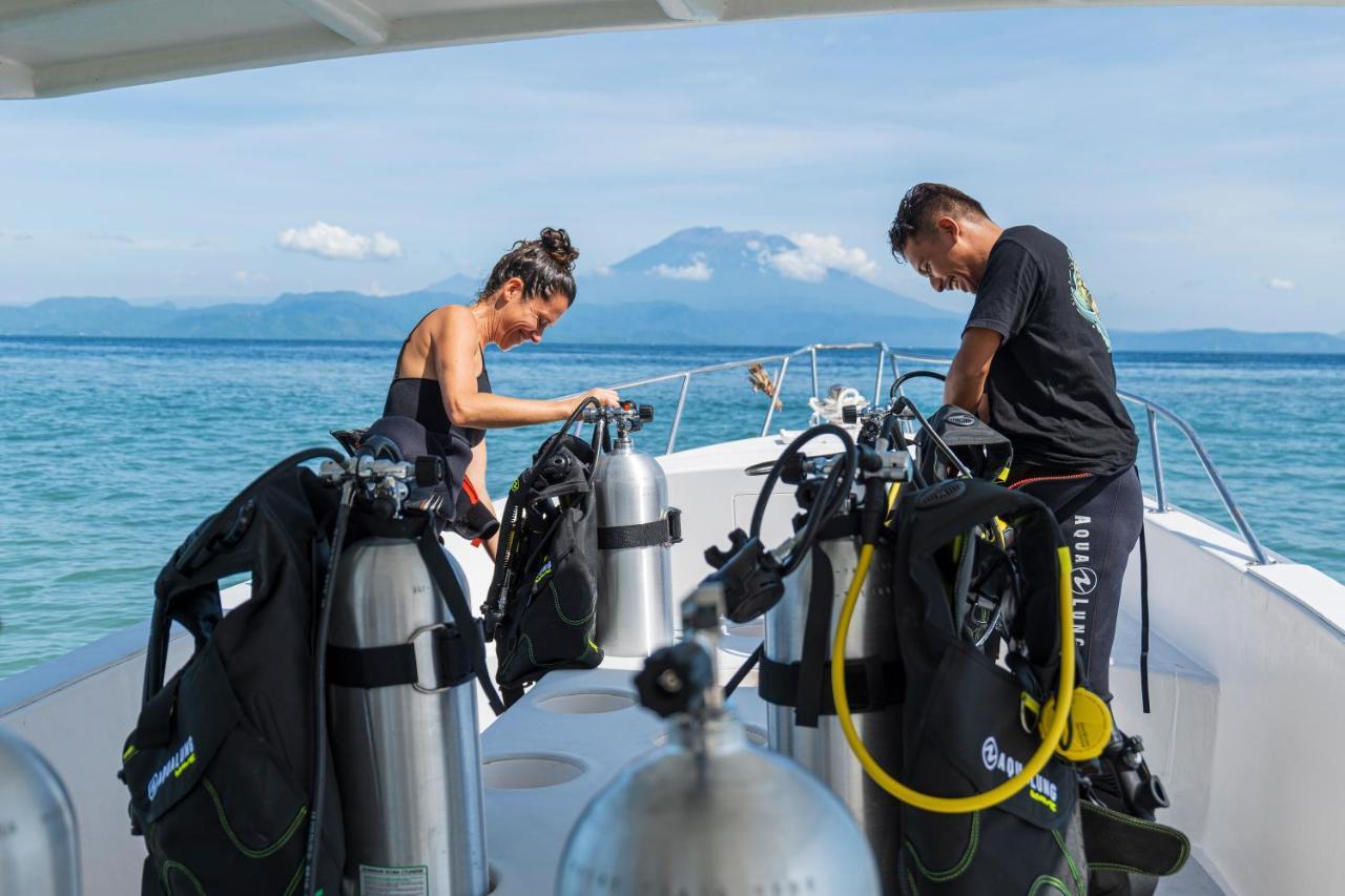 Deep Roots Dive & Yoga Ped