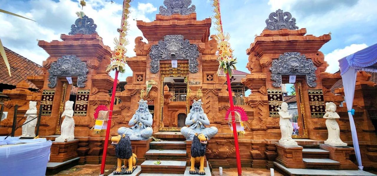 Stana Puri Gopa Sanur (Bali)