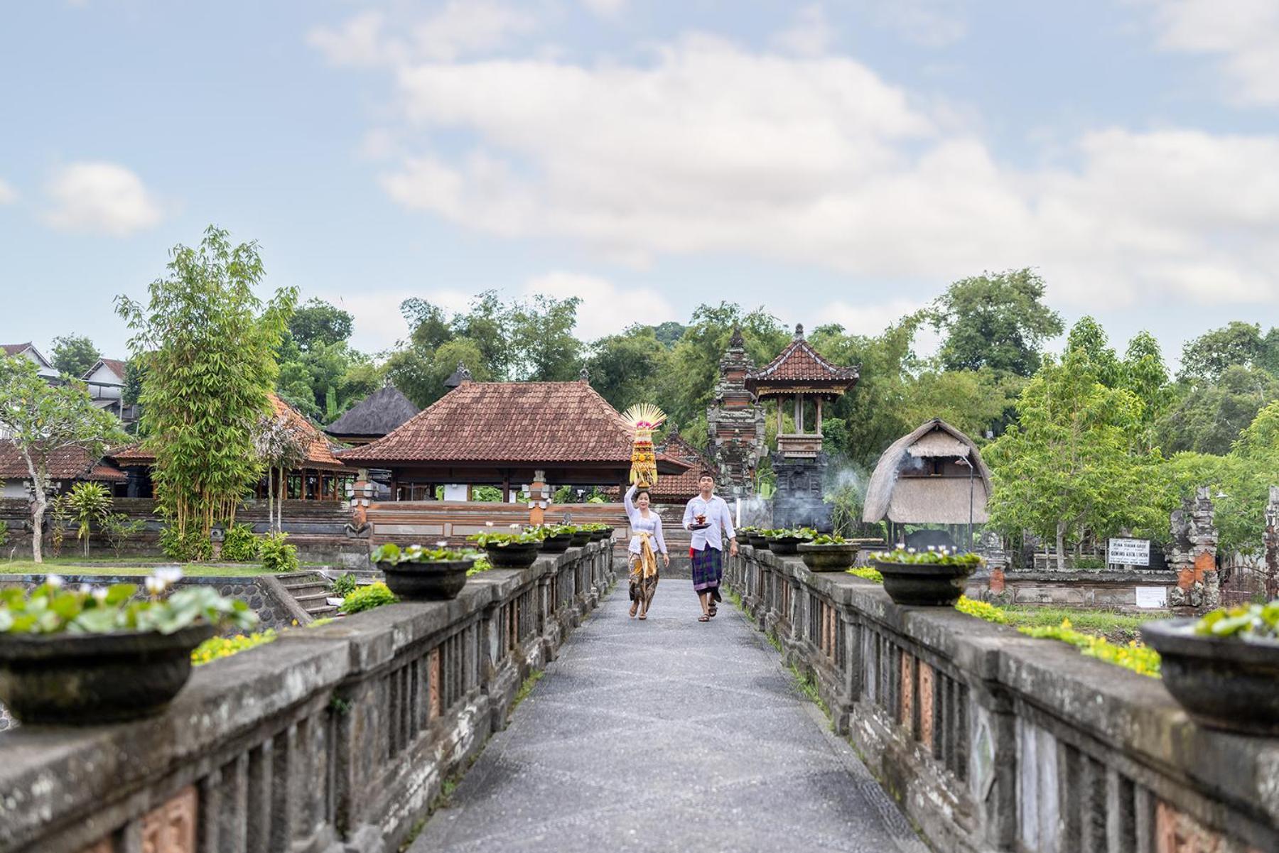 Santi Mandala & 4* Sukawati (Bali)