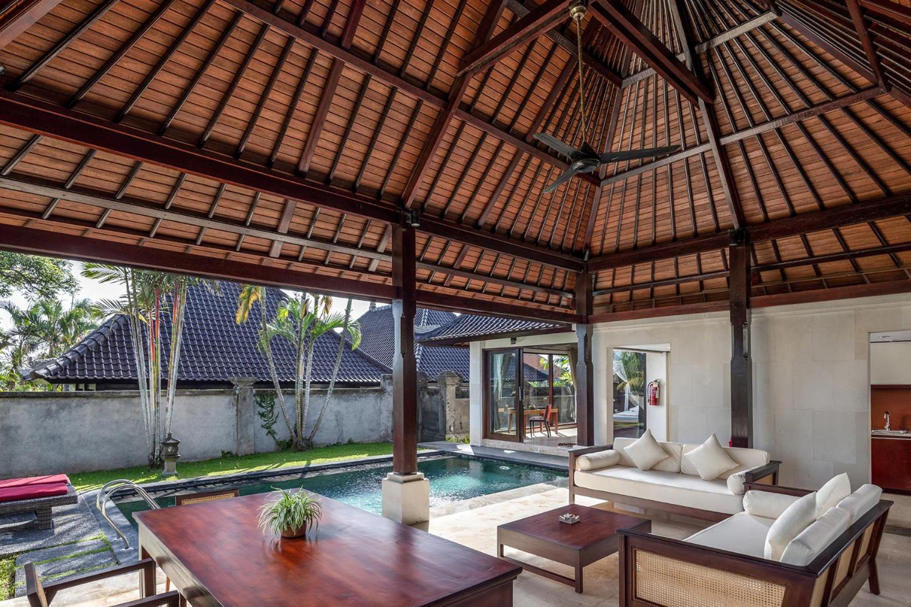 Resort Santi Mandala & 4*