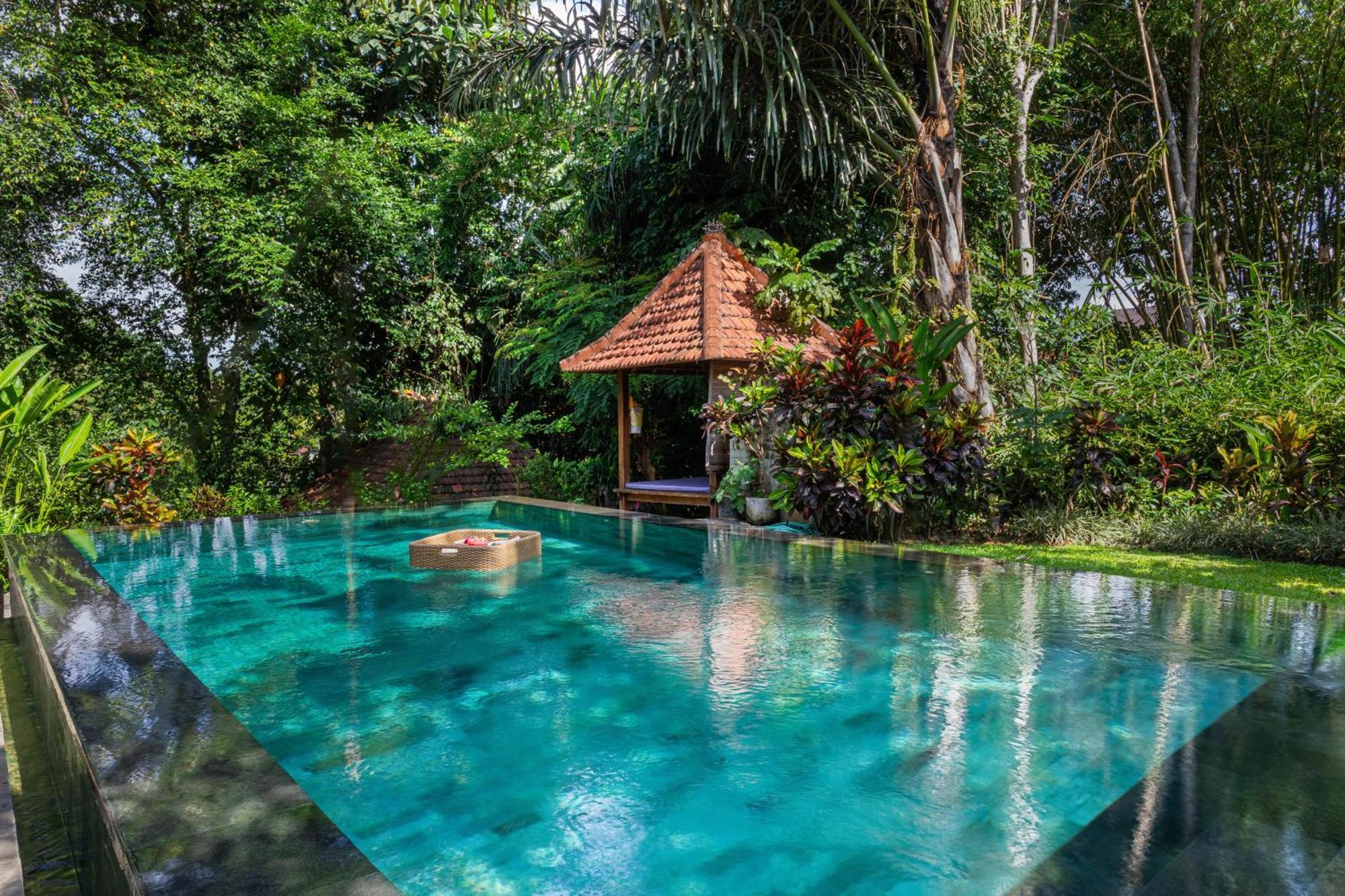 Sari Bamboo *