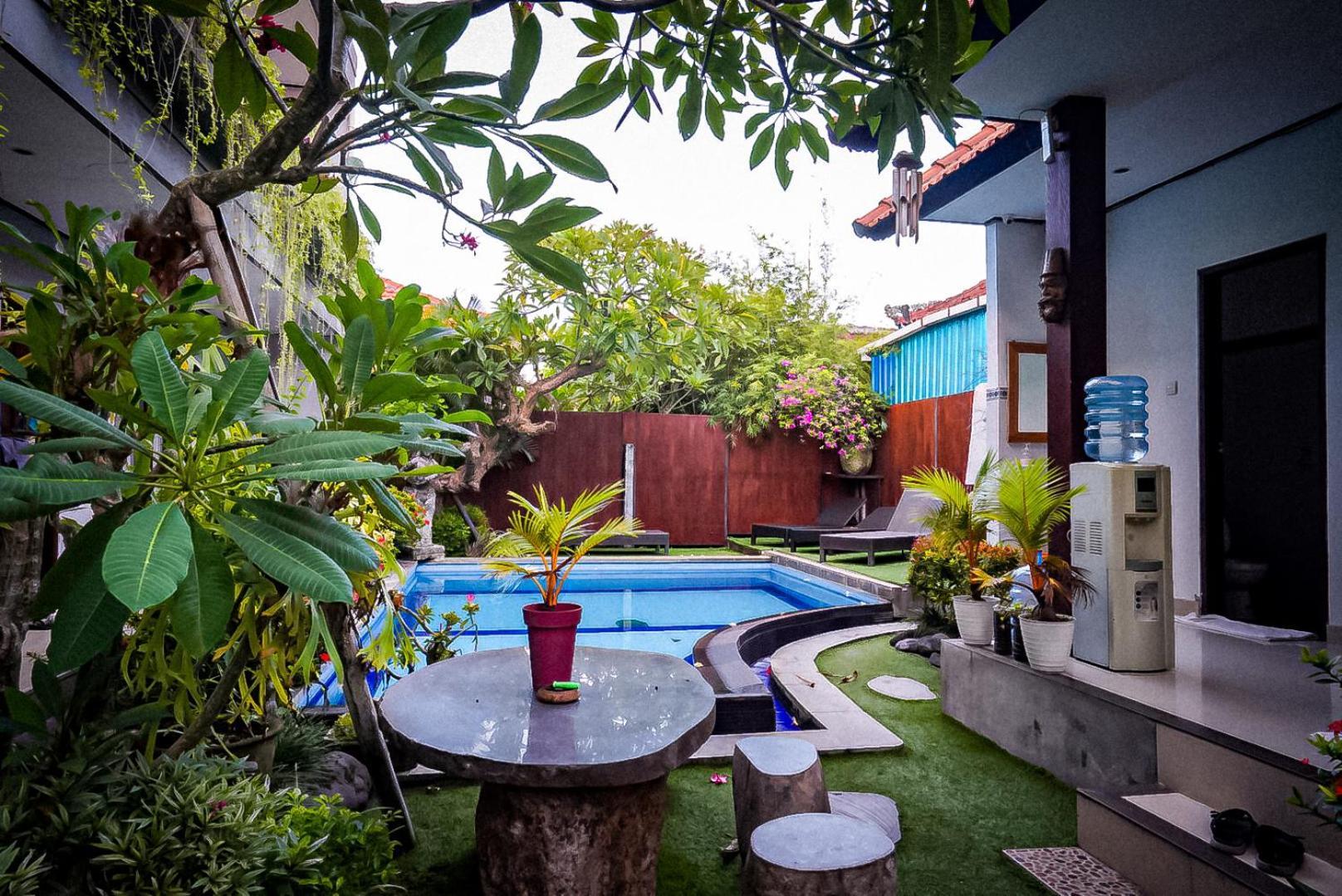 Bali Full Moon Guest house 4*