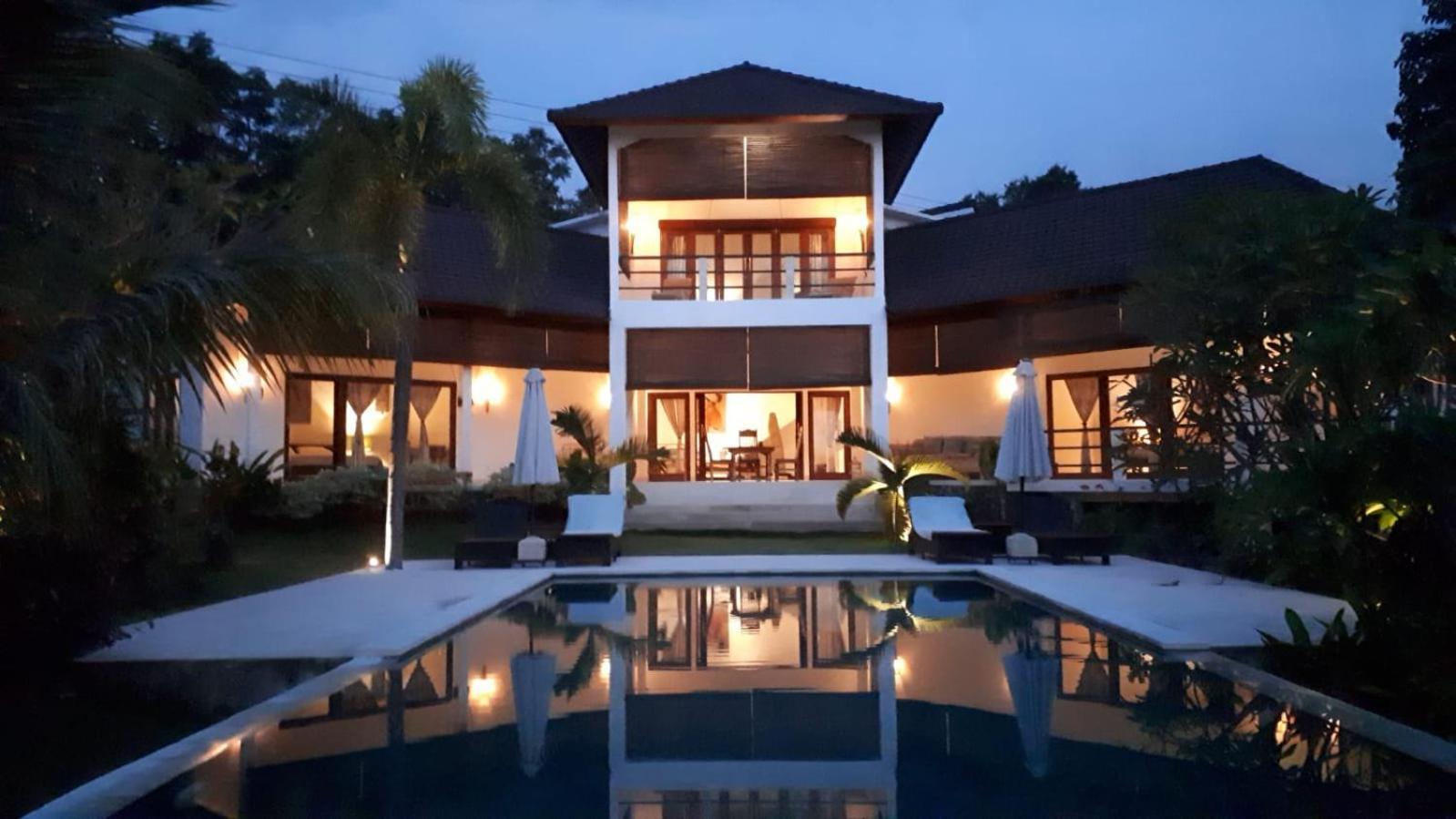 Villa Paradise *